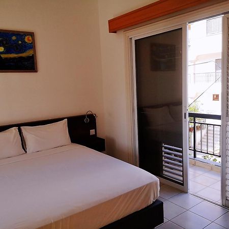 St Elena Boutique Residence Larnaca Ngoại thất bức ảnh