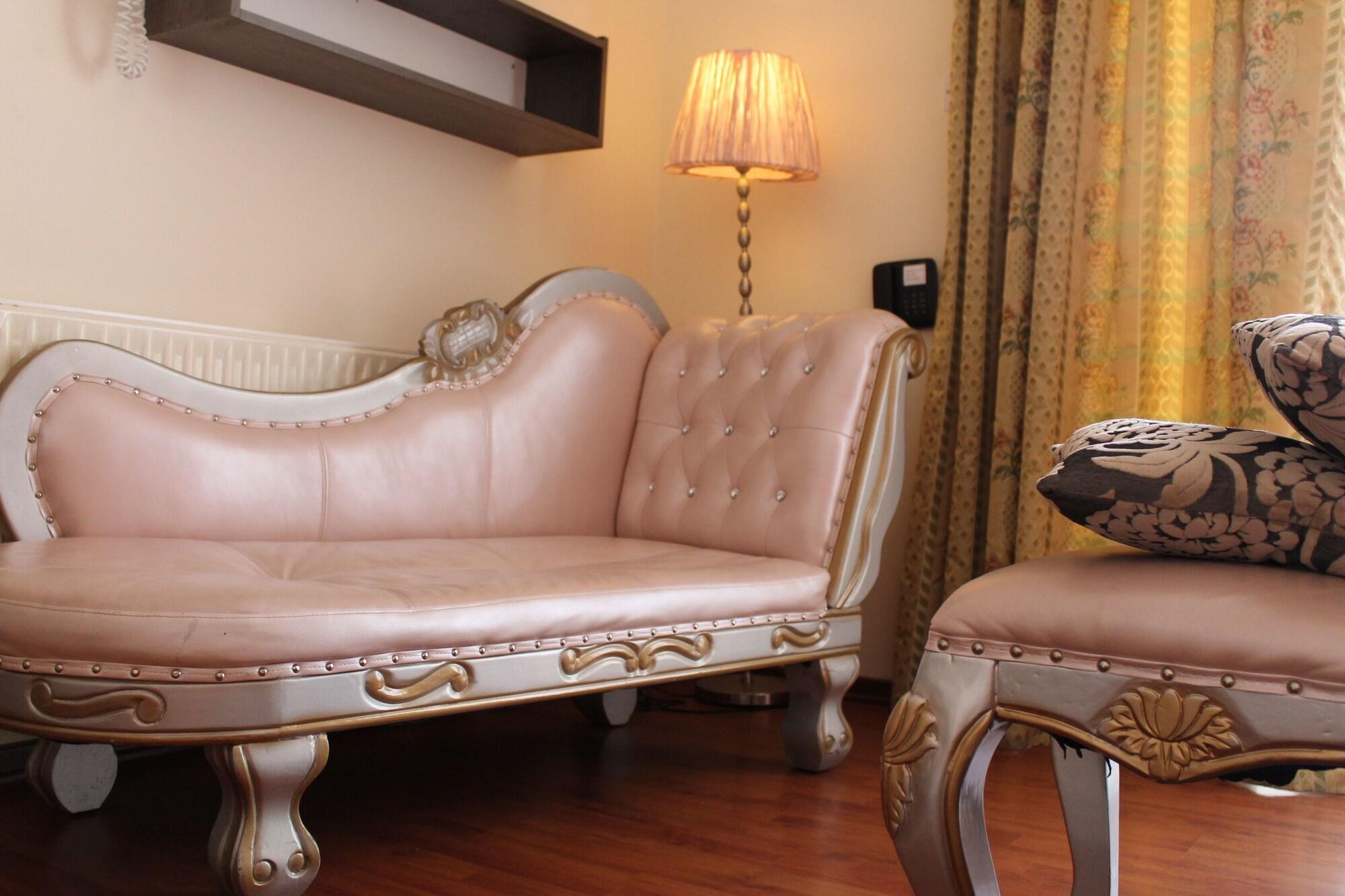 St Elena Boutique Residence Larnaca Ngoại thất bức ảnh