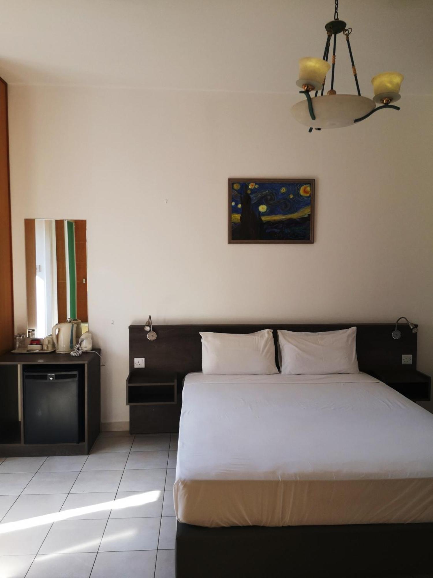 St Elena Boutique Residence Larnaca Ngoại thất bức ảnh